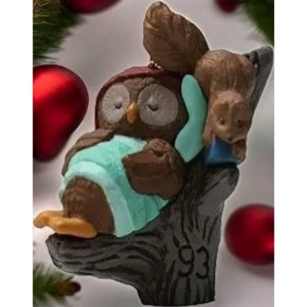 Vintage Retired Collectible Hallmark Ornament Owliver with Squirrel 1993 NEW